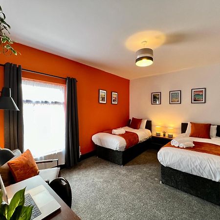 Oxford House - Great For Contractors Or Family Holidays 克利索普斯 外观 照片