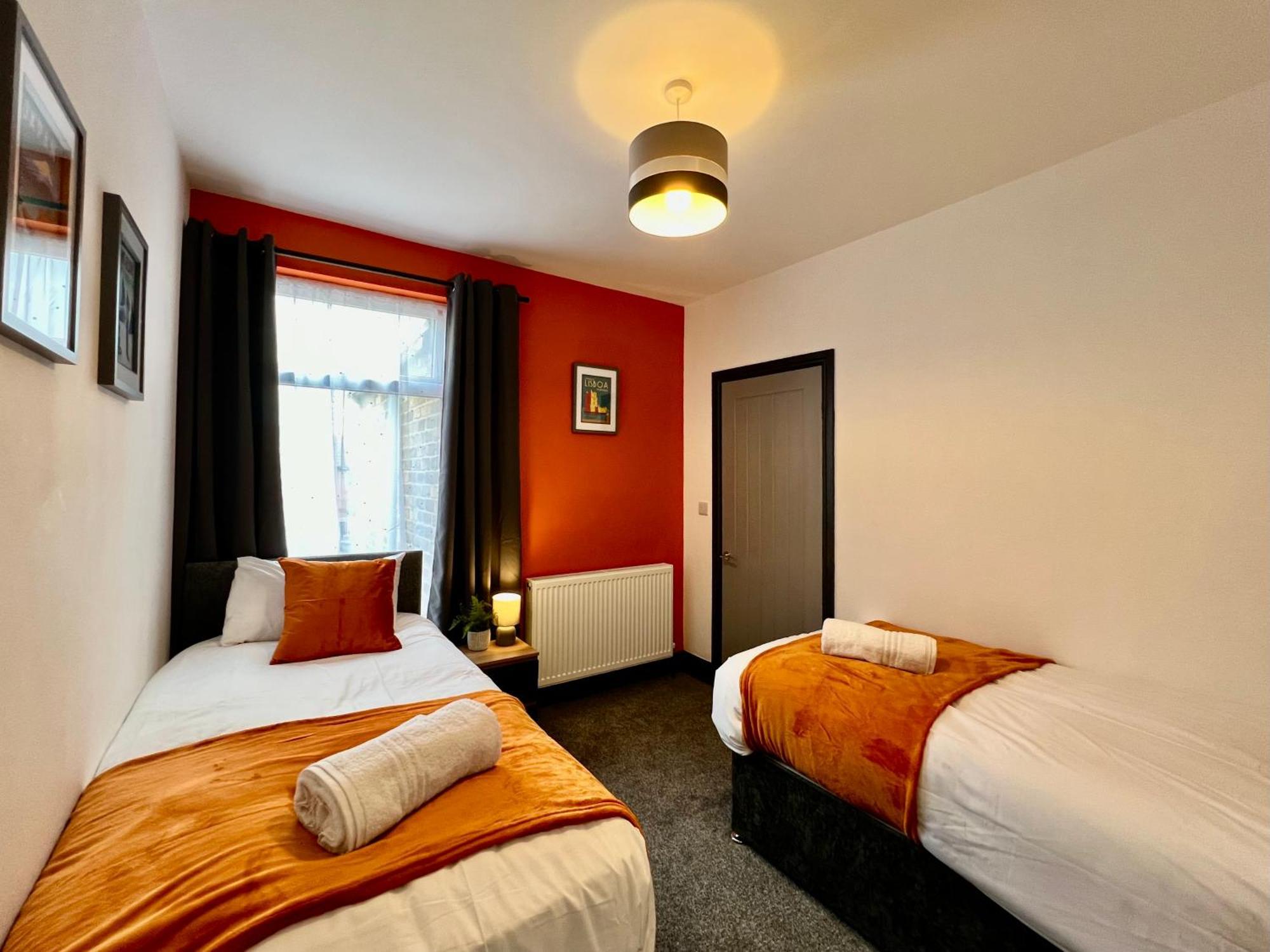 Oxford House - Great For Contractors Or Family Holidays 克利索普斯 外观 照片