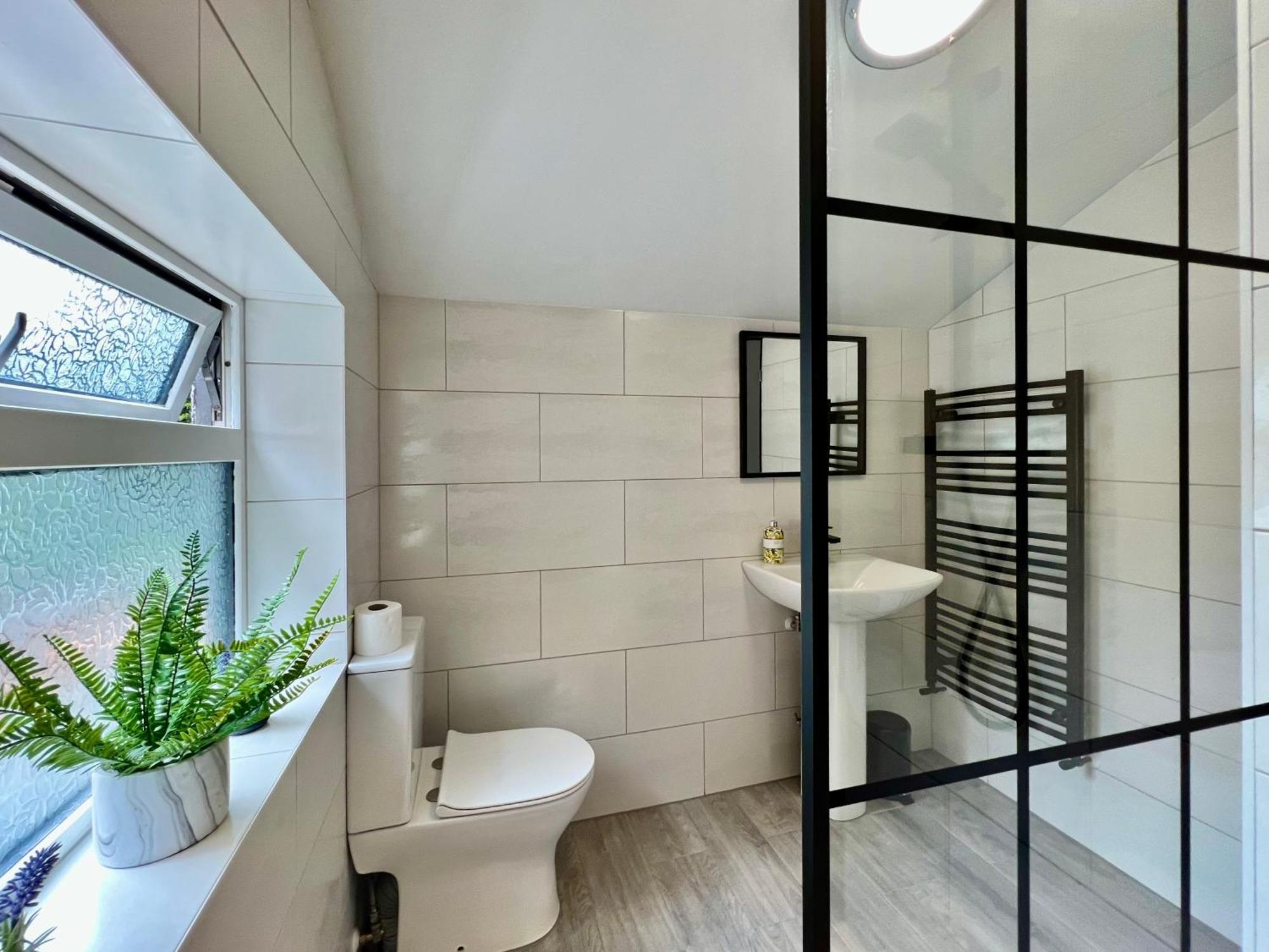 Oxford House - Great For Contractors Or Family Holidays 克利索普斯 外观 照片