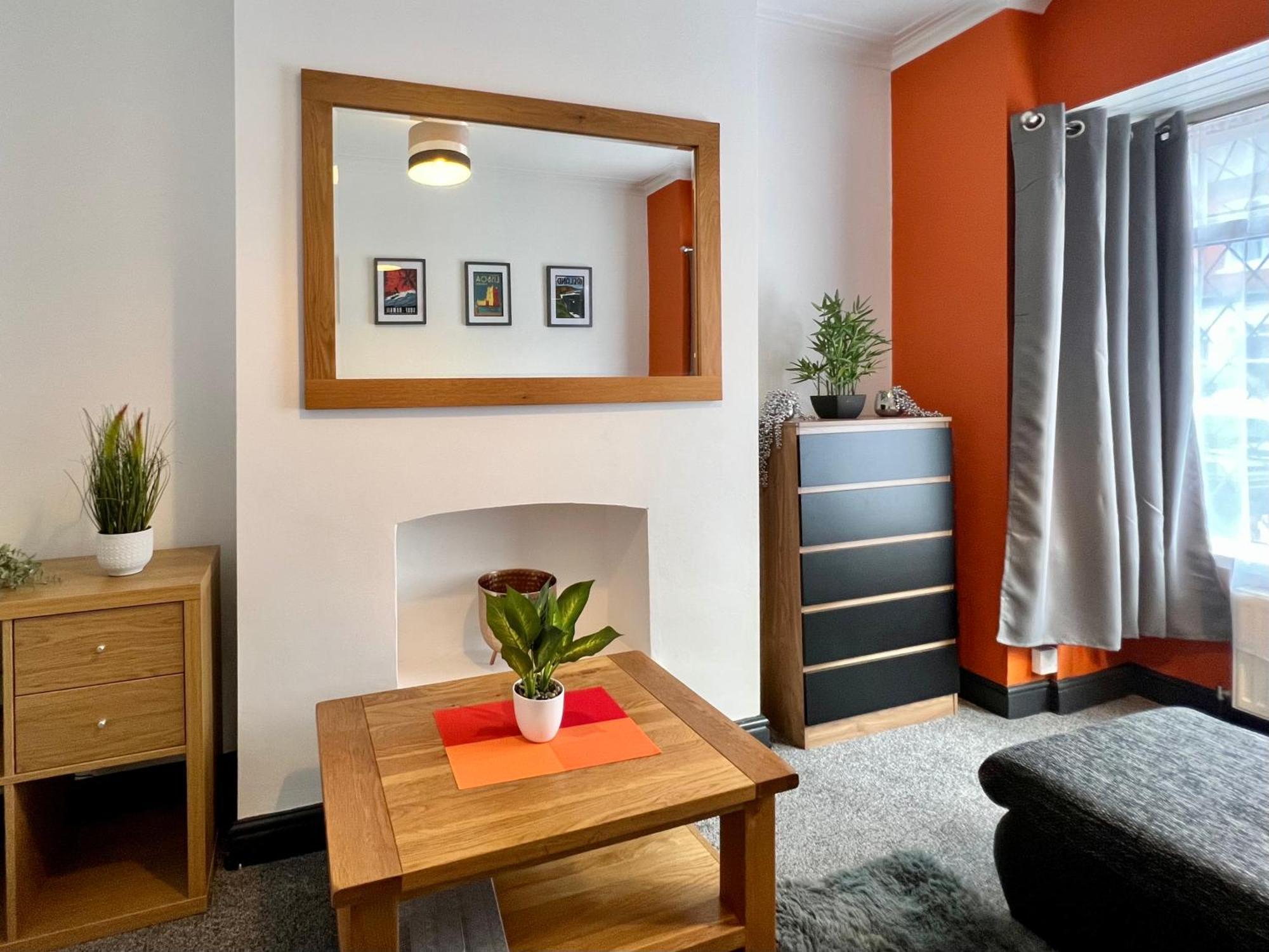 Oxford House - Great For Contractors Or Family Holidays 克利索普斯 外观 照片